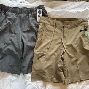 Magellan Outdoors Men's Cargo Shorts in Gray and Tan bundle